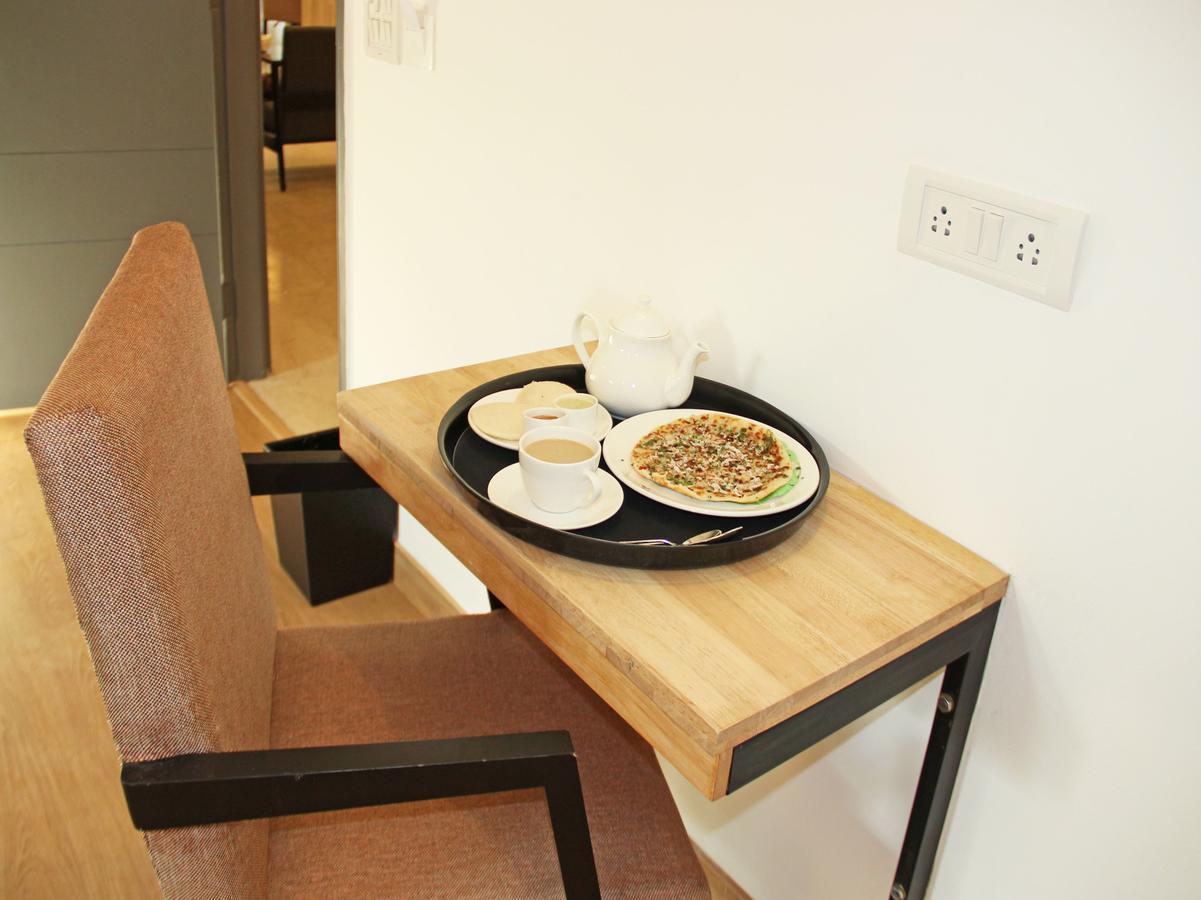Oyo 9544 Hotel Crown Residency Maisur Dış mekan fotoğraf
