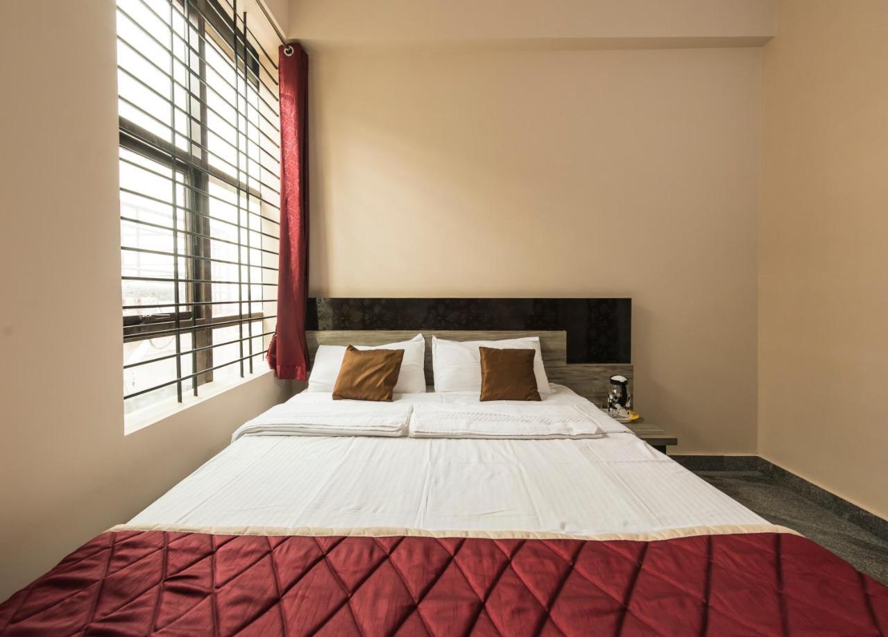 Oyo 9544 Hotel Crown Residency Maisur Dış mekan fotoğraf