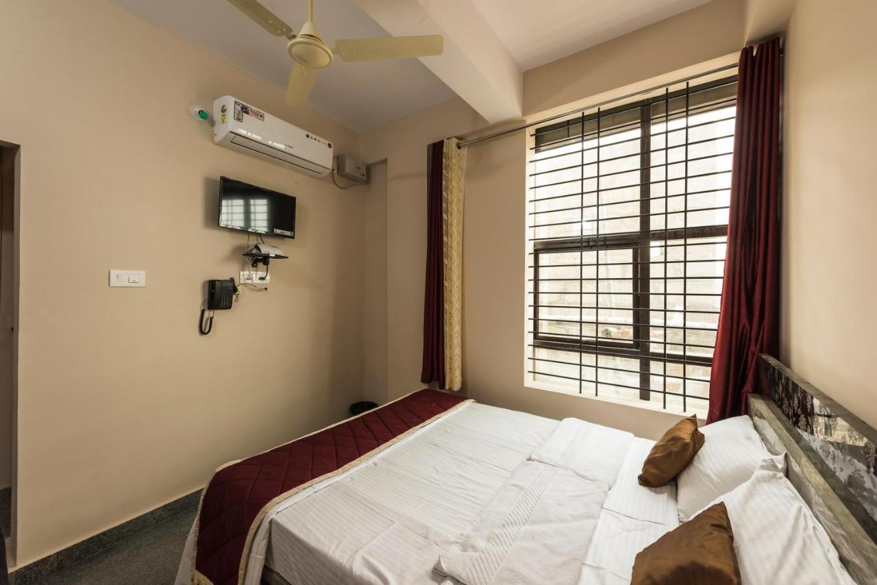 Oyo 9544 Hotel Crown Residency Maisur Dış mekan fotoğraf